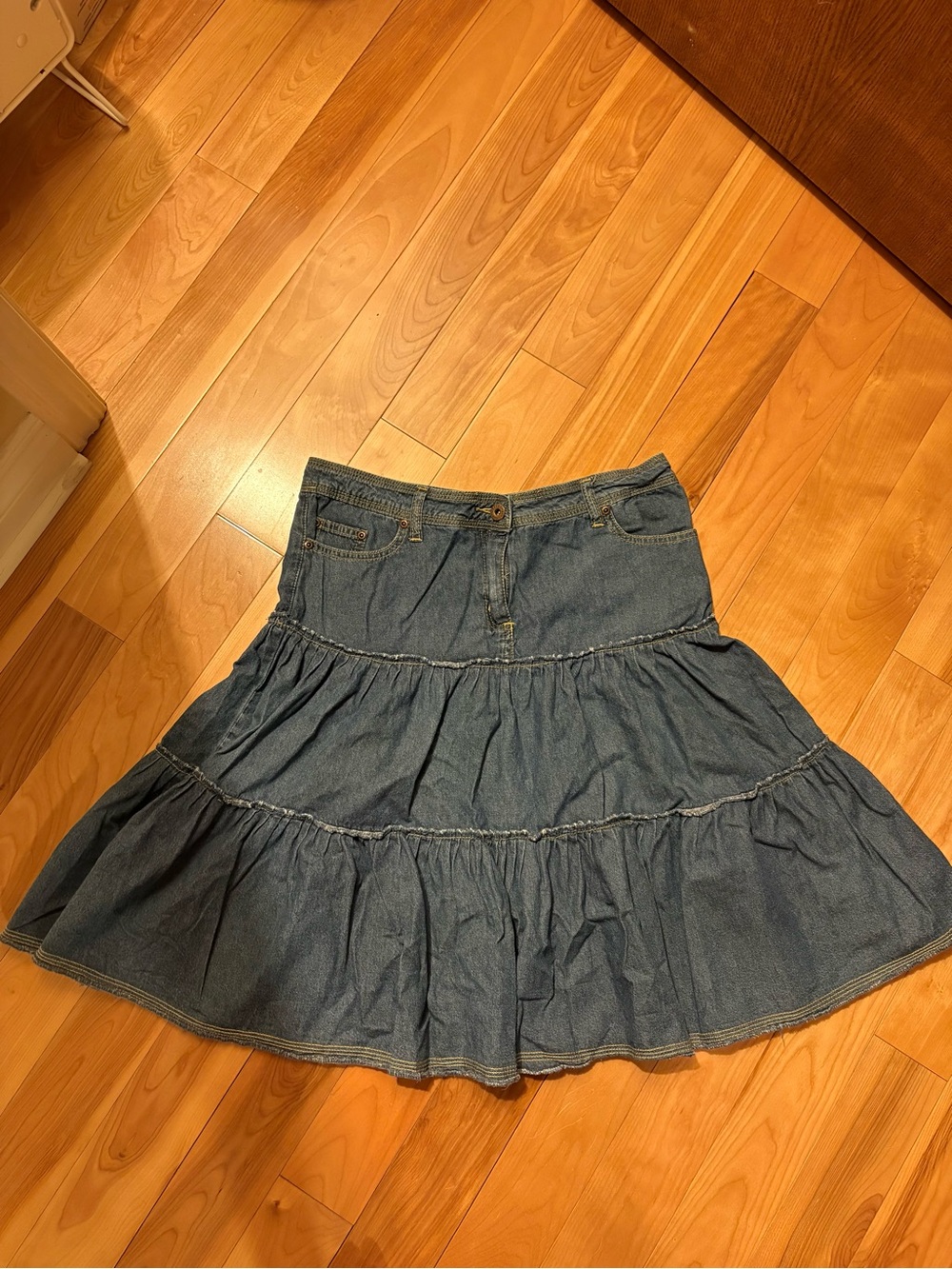 Vintage Y2K Denim Tiered Ruffle Midi Skirt